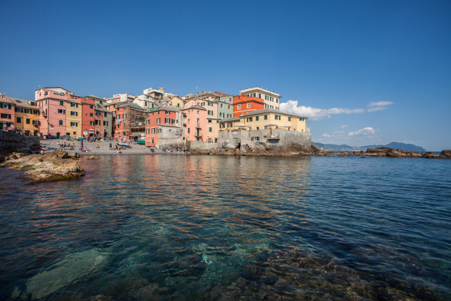 Sono aperte le spiagge libere genovesi: scopri il mare di Genova!