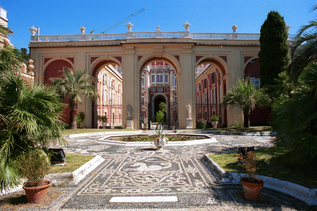 Garten den Palazzo Reale