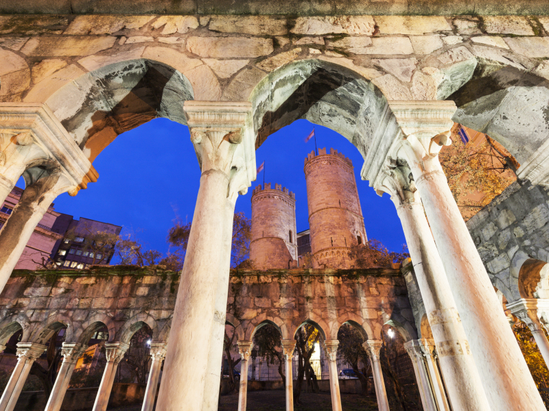 Un’isola medioevale nel cuore di Genova - edizione speciale Escher 
