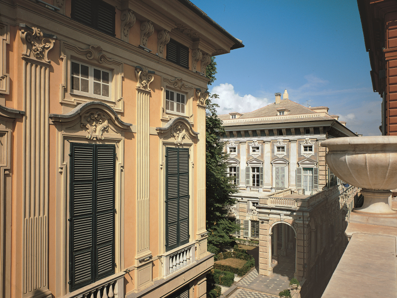 800. La società delle mode. Mostra a Palazzo Bianco  