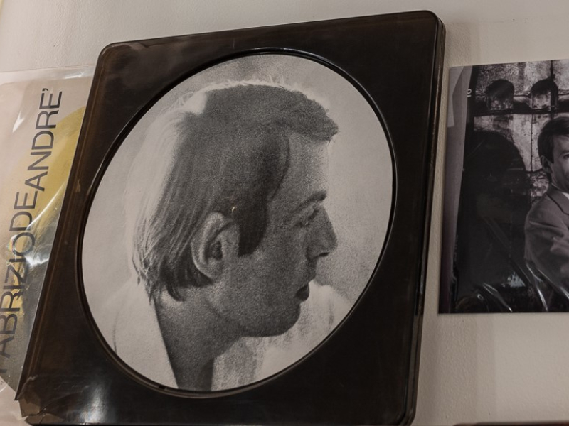 Piero Ciampi. Inciampando in campo con i cantautori genovesi 