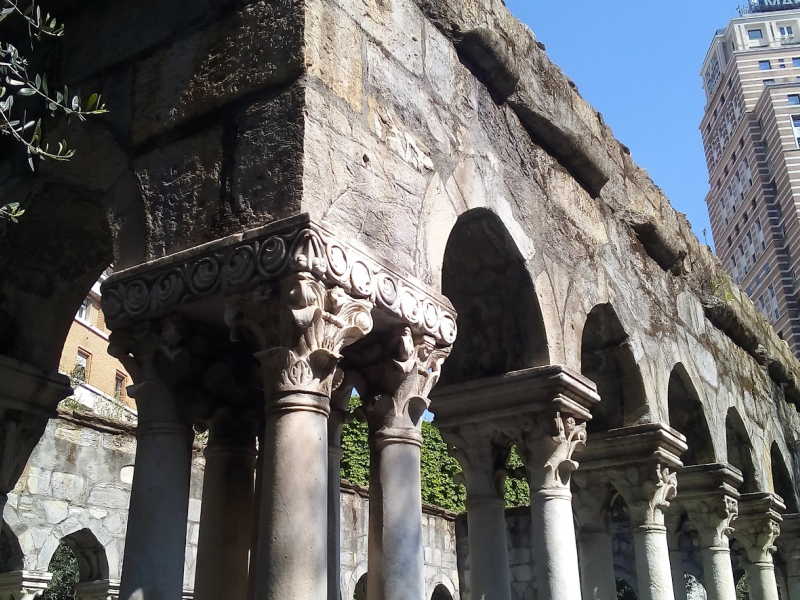 Un’isola medioevale nel cuore di Genova: visita accompagnata con degustazione