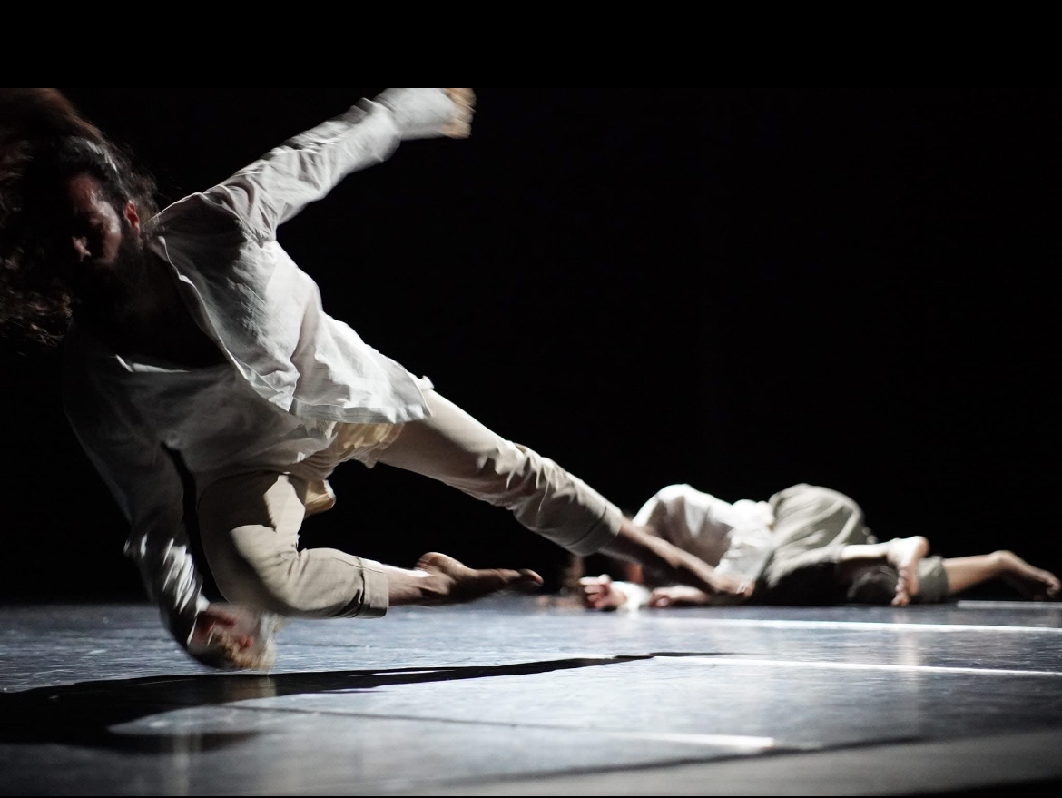 CONTROSCENA Ilenia Romano_SKy Castaways_ph 