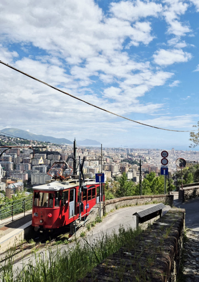 Salvo imprevisti. La Grande Genova raccontata dalle sue infrastrutture terrestri, marittime e aeree 
