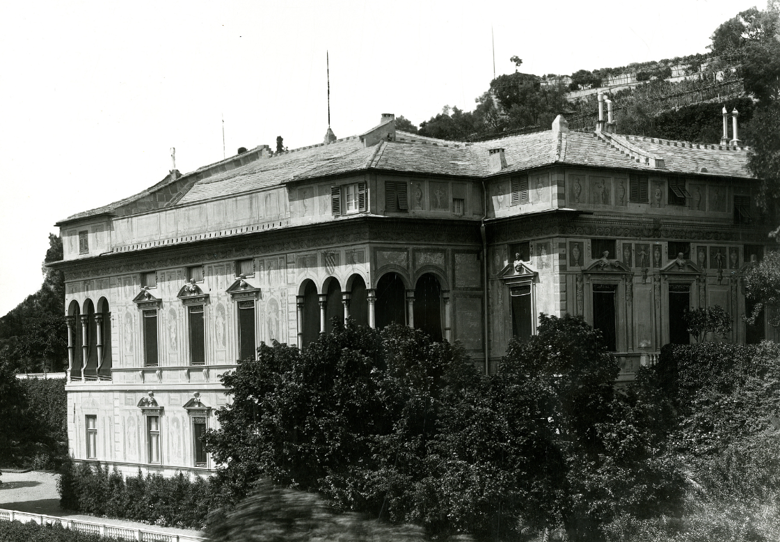 Foto d'epoca in bianco e nero di Villa Imperiale 