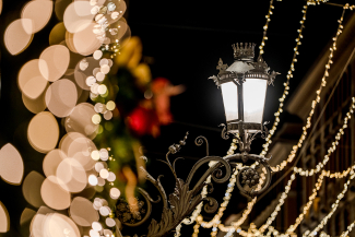 Lampione e luminarie natalizie 