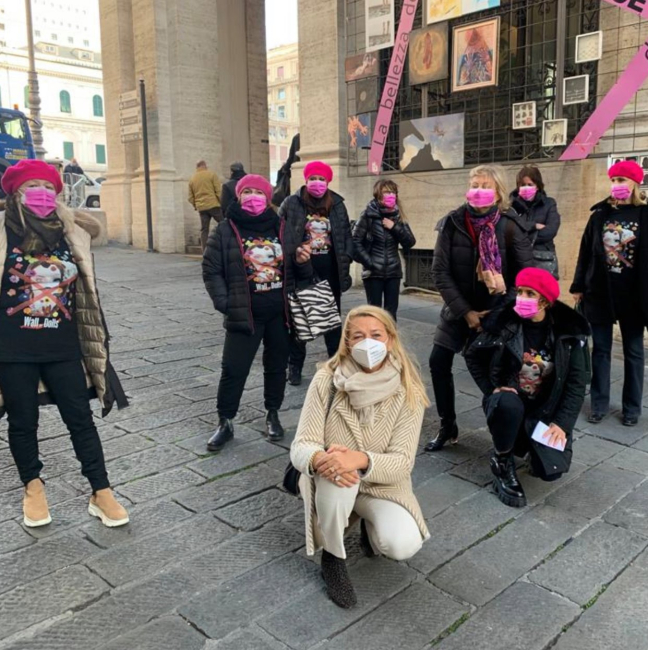 Wall of Dolls per il contest fotografico “Il Rumore del Silenzio”