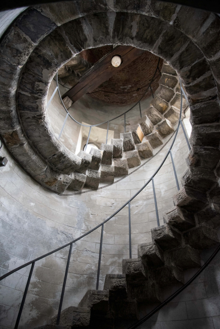 Aperture serali e visita ai passaggi segreti di Castello D'Albertis