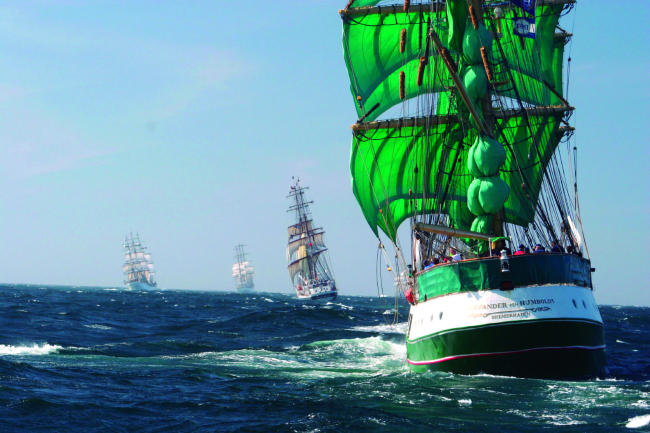 Tall Ships a Genova per la Rotta Iacobus Maris