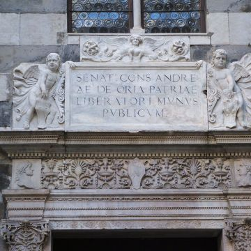 Genova con il naso all’insù