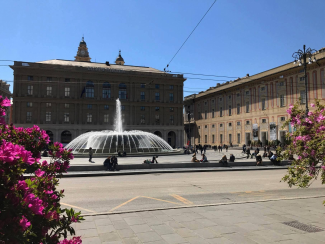 De Piazza De Ferrari au Carmine: un itinéraire insolite à la découverte de Gênes 