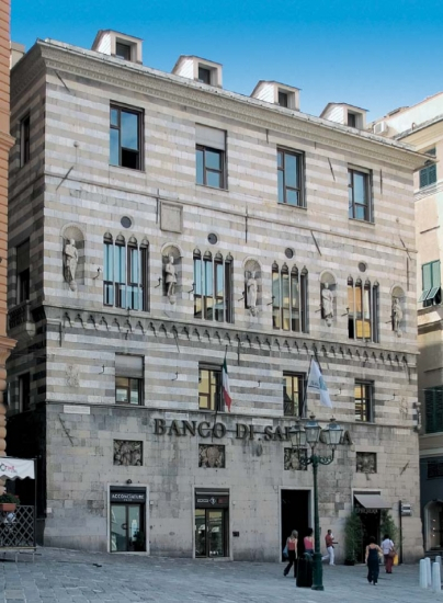 Дворцы дей Ролли-Достояние ЮНЕСКО