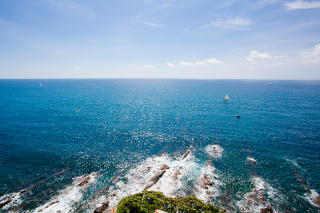Passeggiare per borghi e parchi nella brezza di mare!