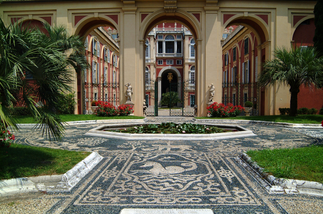 Jardín del Palacio Rea
