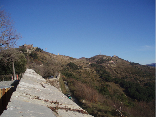 ГОРОДСКОЙ ПАРК  КРЕПОСТНЫХ СТЕН  И КРЕПОСТИ