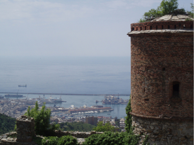 ГОРОДСКОЙ ПАРК  КРЕПОСТНЫХ СТЕН  И КРЕПОСТИ