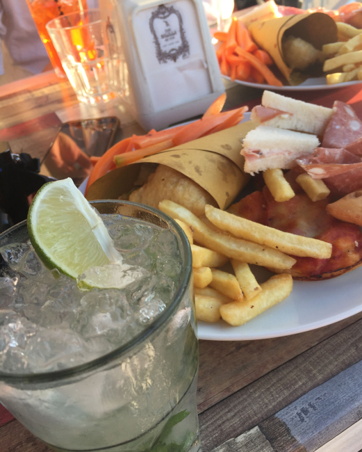 La Movida all’aperto di Genova: dehors e aperitivi sul mare