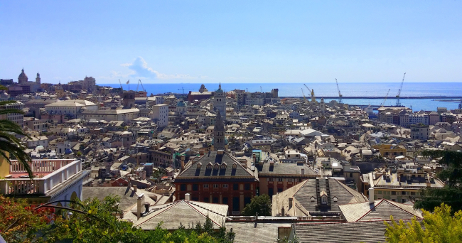 Генуя вертикальный город: от моря до гор в течение нескольких минут