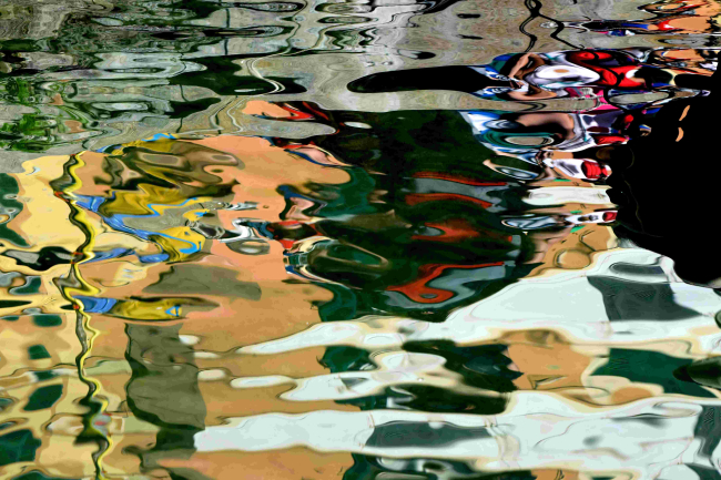 Panta Rei – La danza della luce sull’acqua