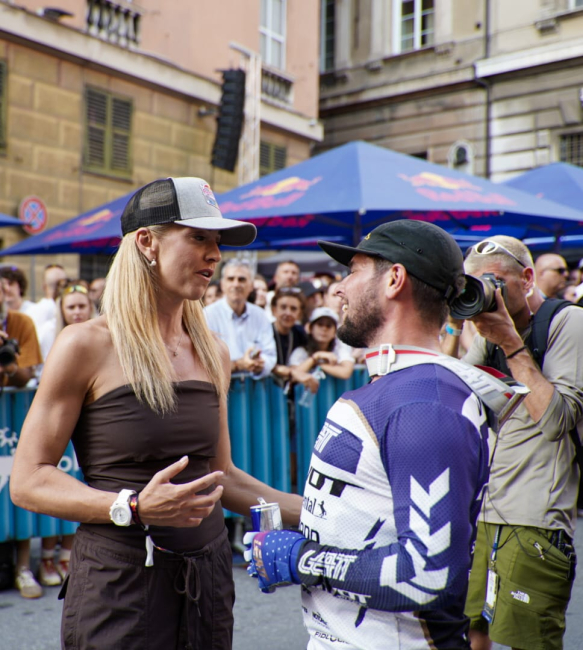 La sindaca Silvia Salis con Vieira