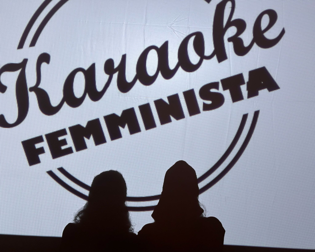 ARCA - KARAOKE FEMMINISTA 1 (1)