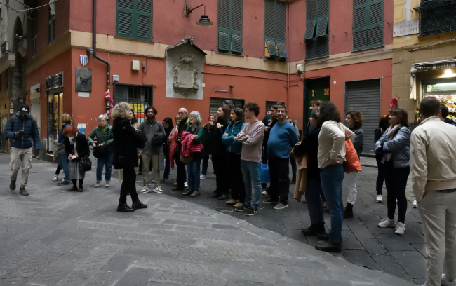 LA GENOVA DEI CANTAUTORI vdc tour_piazza del campo_ph. furio belloro