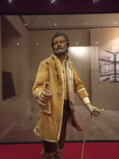 Statuina presepe a Palazzo Rosso