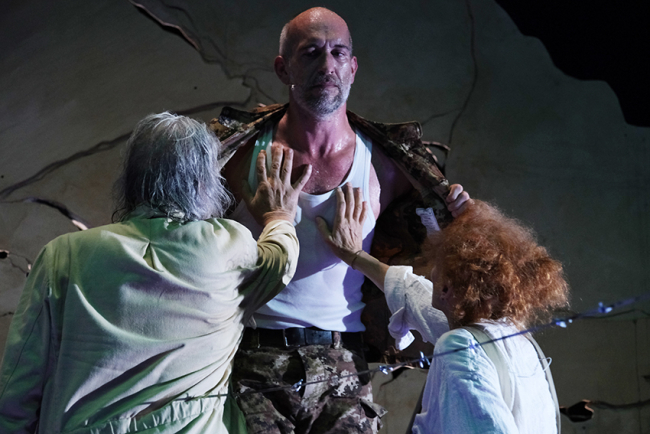 THE OTHER SIDE_Dorfman-Serli (nella foto Gigio Alberti, Giuseppe Sartori, Elisabetta Pozzi) @Roberto Bobbio