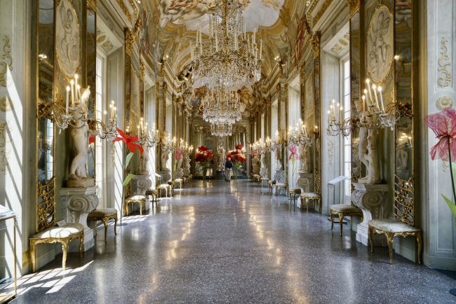 Galleria degli specchi, Palazzo Reale. Foto di Daria Vinco.