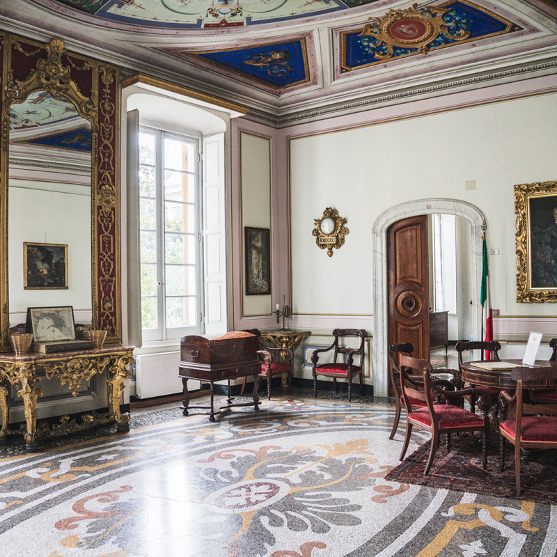 La sala di Villa Migone dove fu firmato l'atto di resa (ph. dal sito www.villamigonegenova.it) 